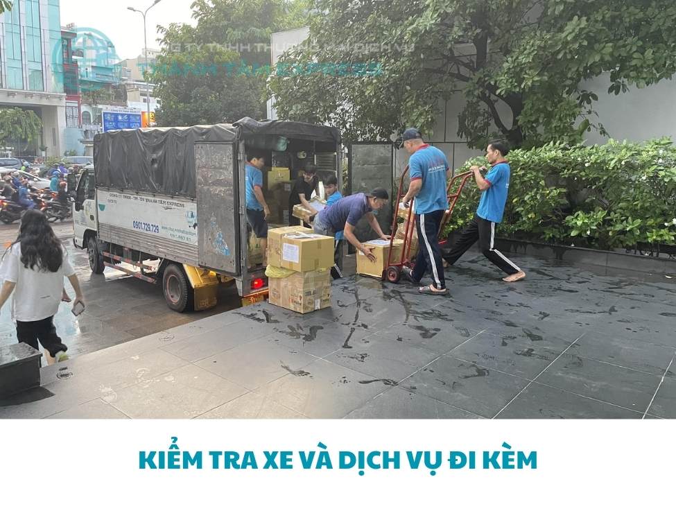 Kiểm tra xe và dịch vụ đi kèm