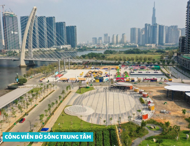 Công viên bờ sông trung tâm