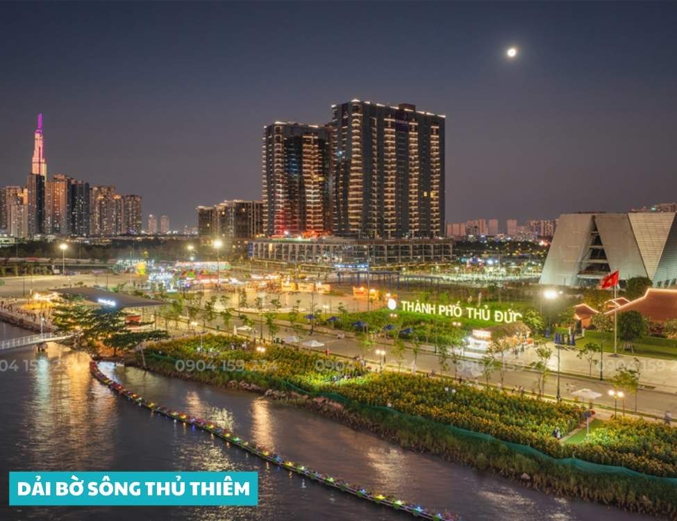 Dải bờ sông Thủ Thiêm